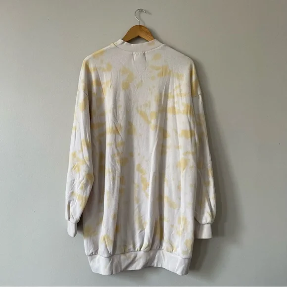 3/$20 Dazey yin/yang Animal Print wildcat oversized Sweatshirt - Picture 7 of 8